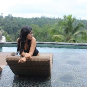 Yeni Sapitri profile icon