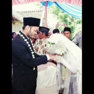 Fitri Rahmatillah profile icon