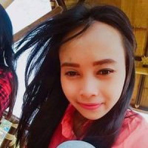 Weti Dwi Lestari profile icon