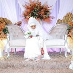 Aina Zakiah profile icon