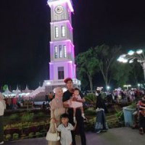 Putri OLyvianti Zein profile icon