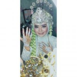 Sri Devina Sari profile icon