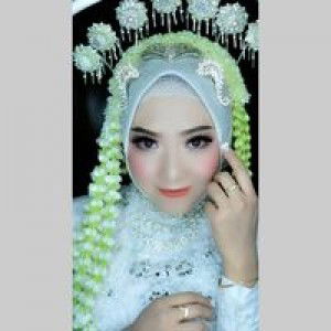 Nur Halisa profile icon