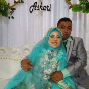 Iis Istiqomah profile icon