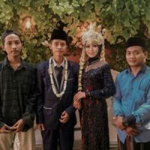 Azka Askiyah profile icon