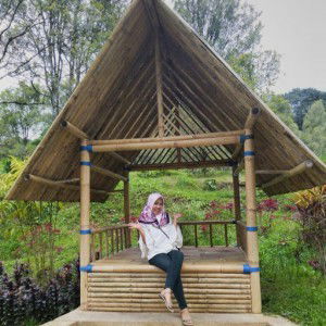 Putri Dewi Ayu Lestari profile icon