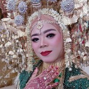 Veni Safitri profile icon