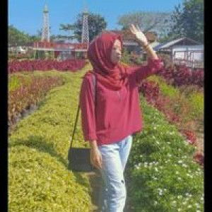 Ullum Rahmawati profile icon