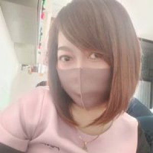 Ida Ayu Komang profile icon