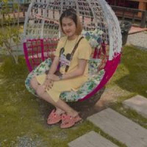 Mew Pannapaporn profile icon