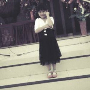 Monica kireina profile icon