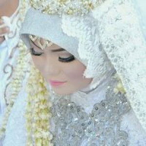 Lia Yuliana profile icon