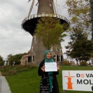 Fitri Annisa profile icon