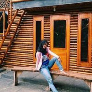 Ersa Fitri Anggraeni profile icon