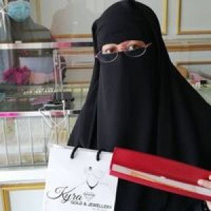 Hajar Samsul profile icon