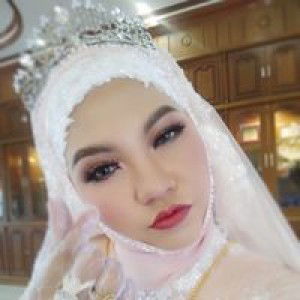 Husna Hamunabtra profile icon