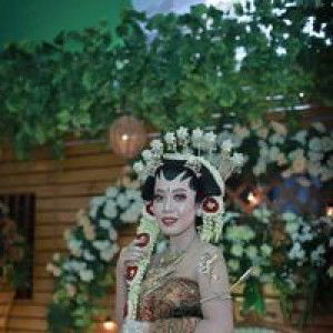 Niea LopheLophe profile icon