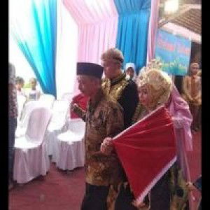 Ermi Sita profile icon