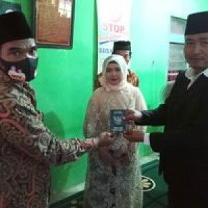 Kurnia Wati profile icon