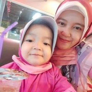 Rizka Fauzi profile icon