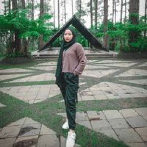 Desi Setyowati profile icon