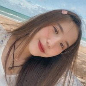 P'Fonn Pmk profile icon