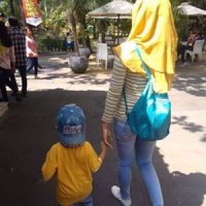 AnIngz Nie Lhoo profile icon