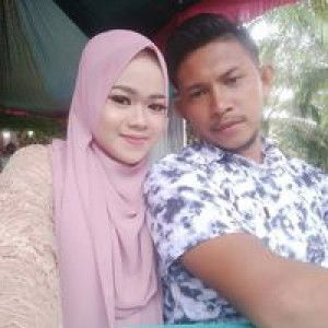 Ratna wulan sari profile icon