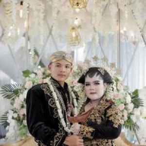 Adinda Dwi Lestari profile icon