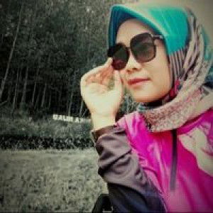 Bunga Anggraeni profile icon