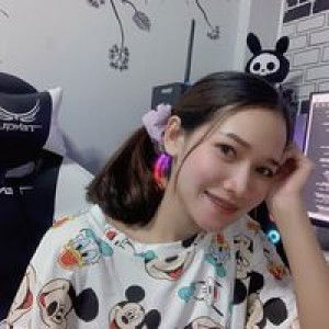 Biw Kanokporn profile icon