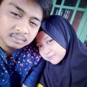 Widi Astuti profile icon