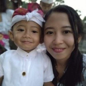 Kadek Juli profile icon