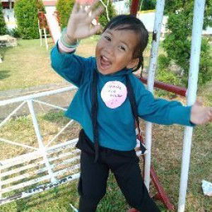 ningrum afrilita profile icon