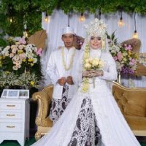 Aas Dewi profile icon