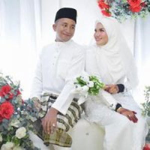 Qaseh Eiyra profile icon