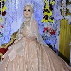 Ella Marsella profile icon