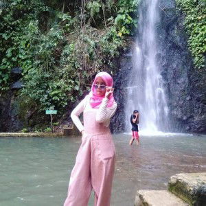 Nafisatul Hikmah profile icon