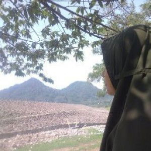 Ayu Silviani profile icon