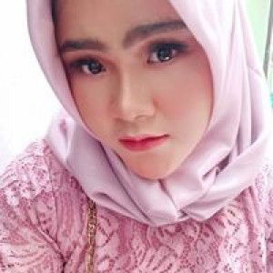 Widia Astuti profile icon