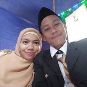 Adhe Putri profile icon