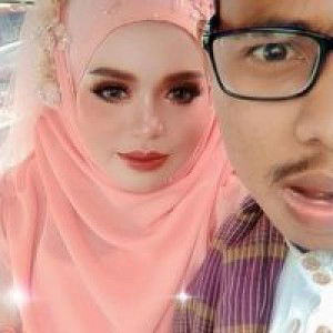 Veeya Charee profile icon