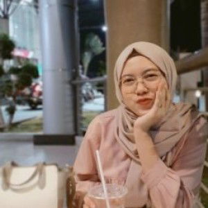 Desty Kurniawati profile icon