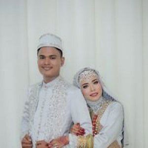 Delvy Novita profile icon