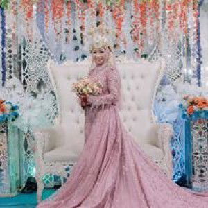 Devi Novianti profile icon