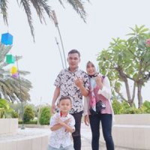 Elisa Novitasari profile icon