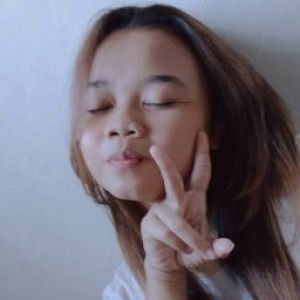 Thaniia Niea profile icon