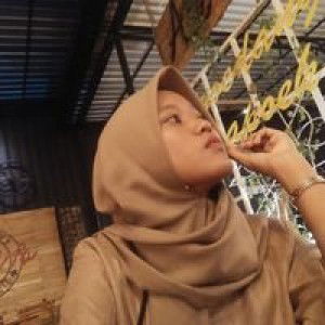 DiniErina profile icon