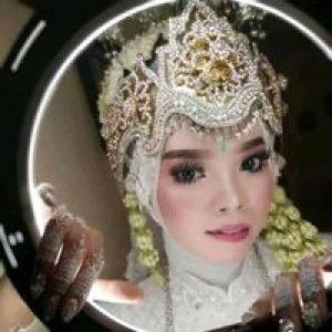 Umul Hasanah Siti profile icon