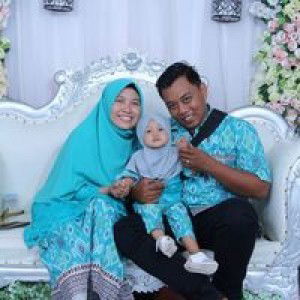 Anggi Zeneri profile icon